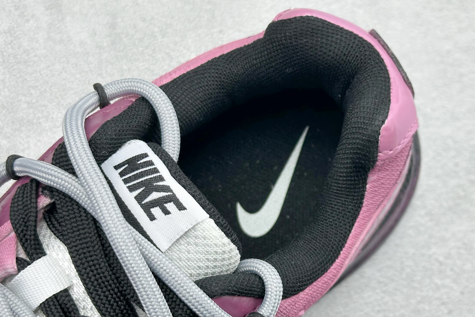 NIKE INITIATOR创始者系列复古休闲运动舒适跑鞋 394055-100