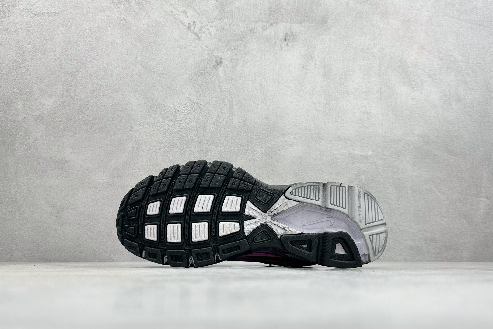 NIKE INITIATOR创始者系列复古休闲运动舒适跑鞋 394055-100
