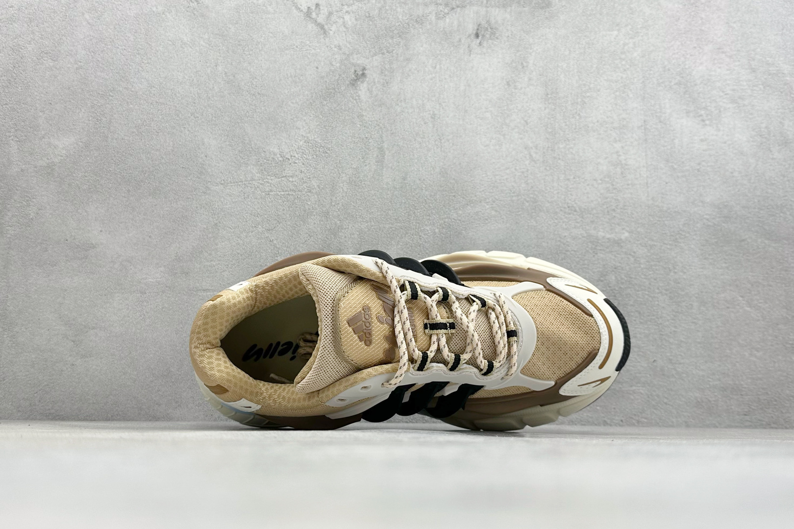 Adidas Originals Adistar Jellyfish 阿迪复古舒适防滑减震运动鞋 JP9277 Adidas Originals Adistar Jellyfish 阿迪复古舒适防滑减震运动鞋 JP9277