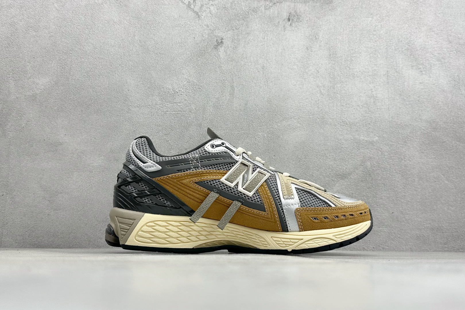 GS版New Balance M1906系列复古单品宝藏老爹鞋 U1906AA