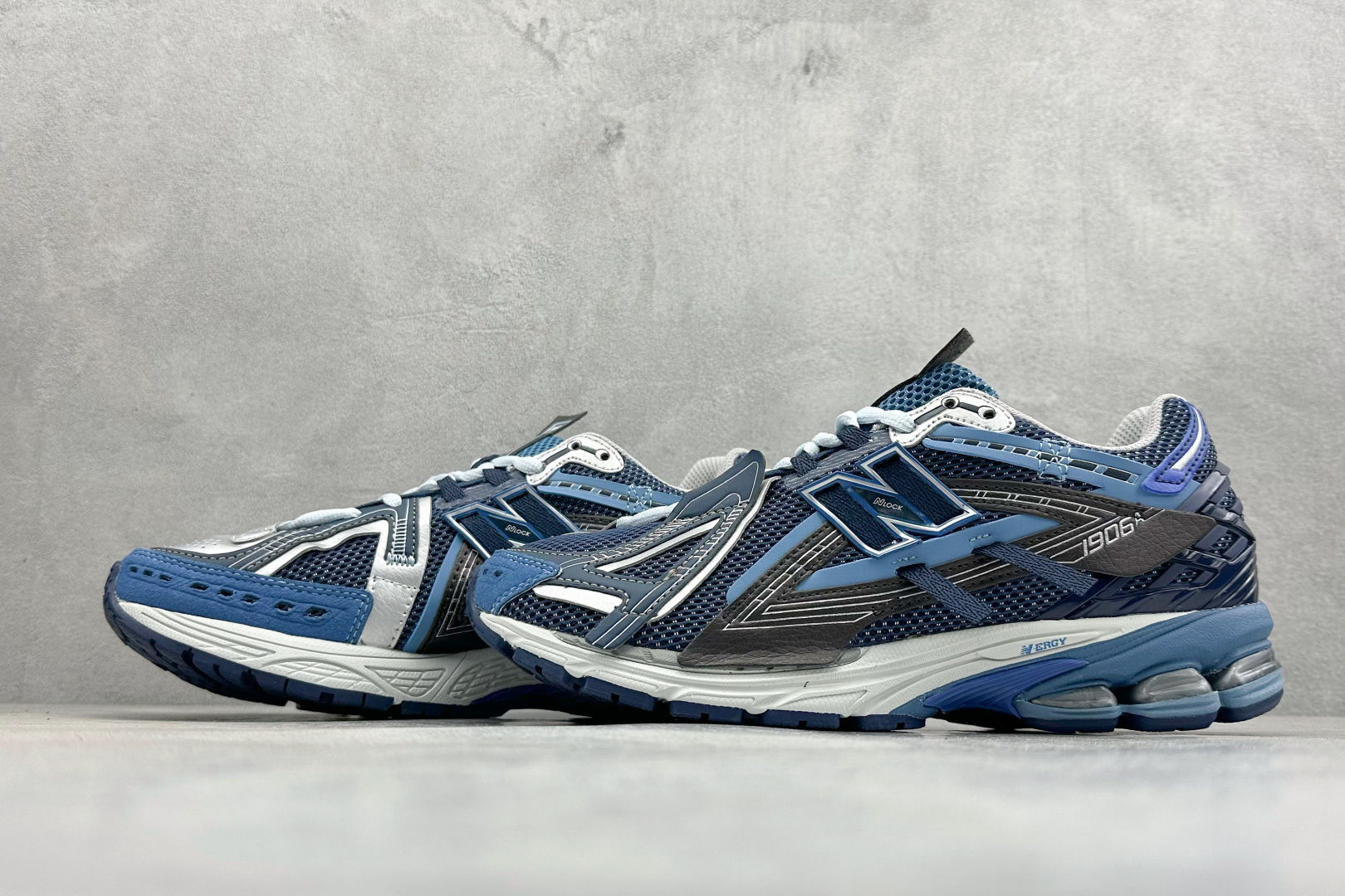GS版New Balance M1906系列复古单品宝藏老爹鞋 U1906AB GS版New Balance M1906系列复古单品宝藏老爹鞋 U1906AB