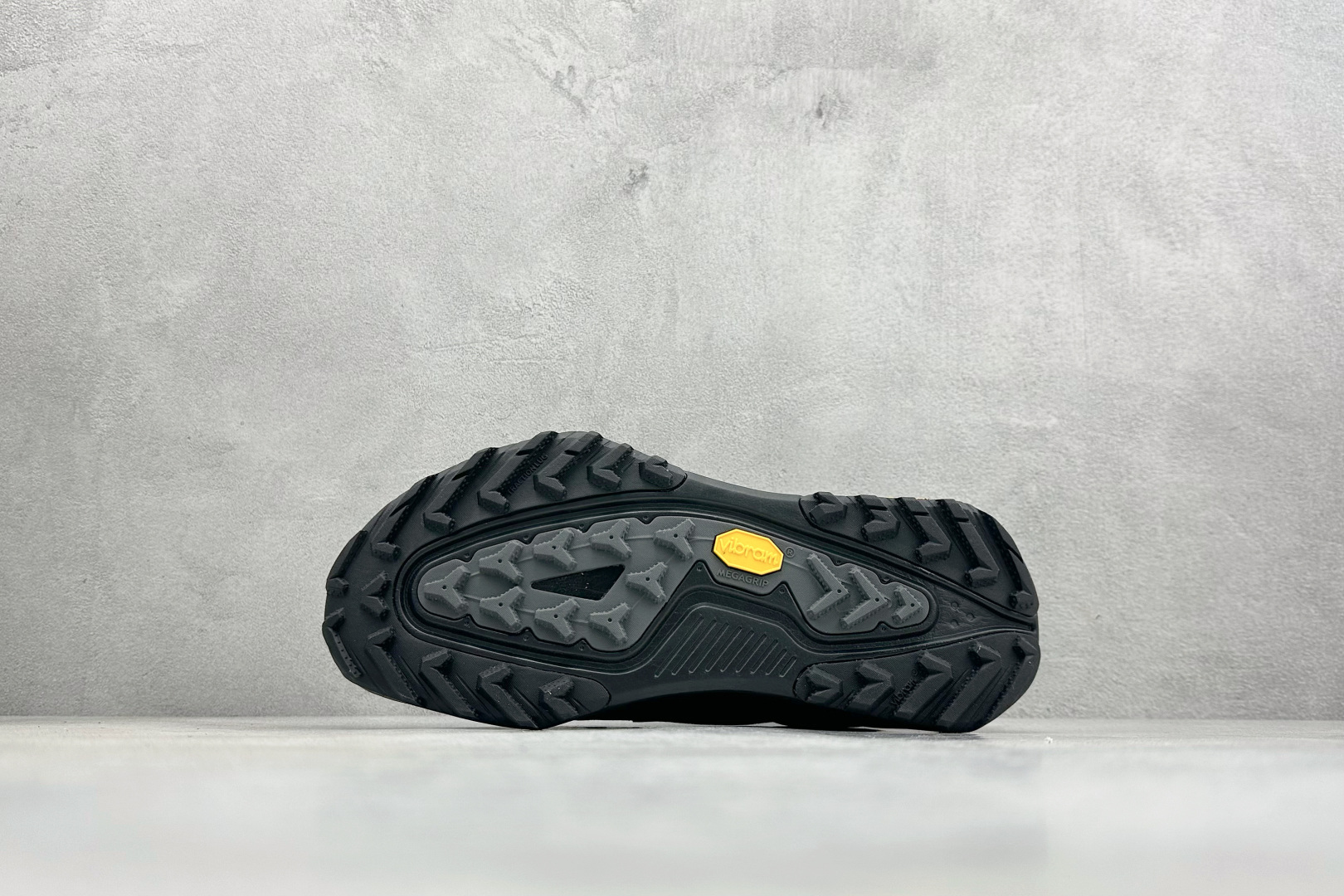 NIKE ACG ZEGAMA TRAIL 越野登山跑步鞋 HV8113-002 NIKE ACG ZEGAMA TRAIL 越野登山跑步鞋 HV8113-002