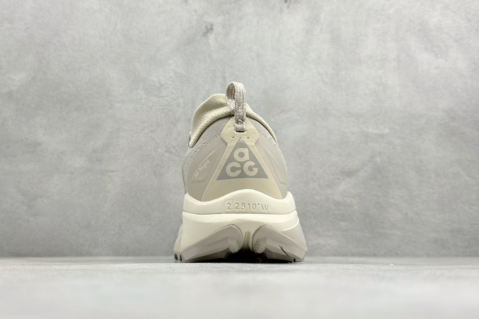 NIKE ACG ZEGAMA TRAIL 越野登山跑步鞋 HV8113-200 NIKE ACG ZEGAMA TRAIL 越野登山跑步鞋 HV8113-200