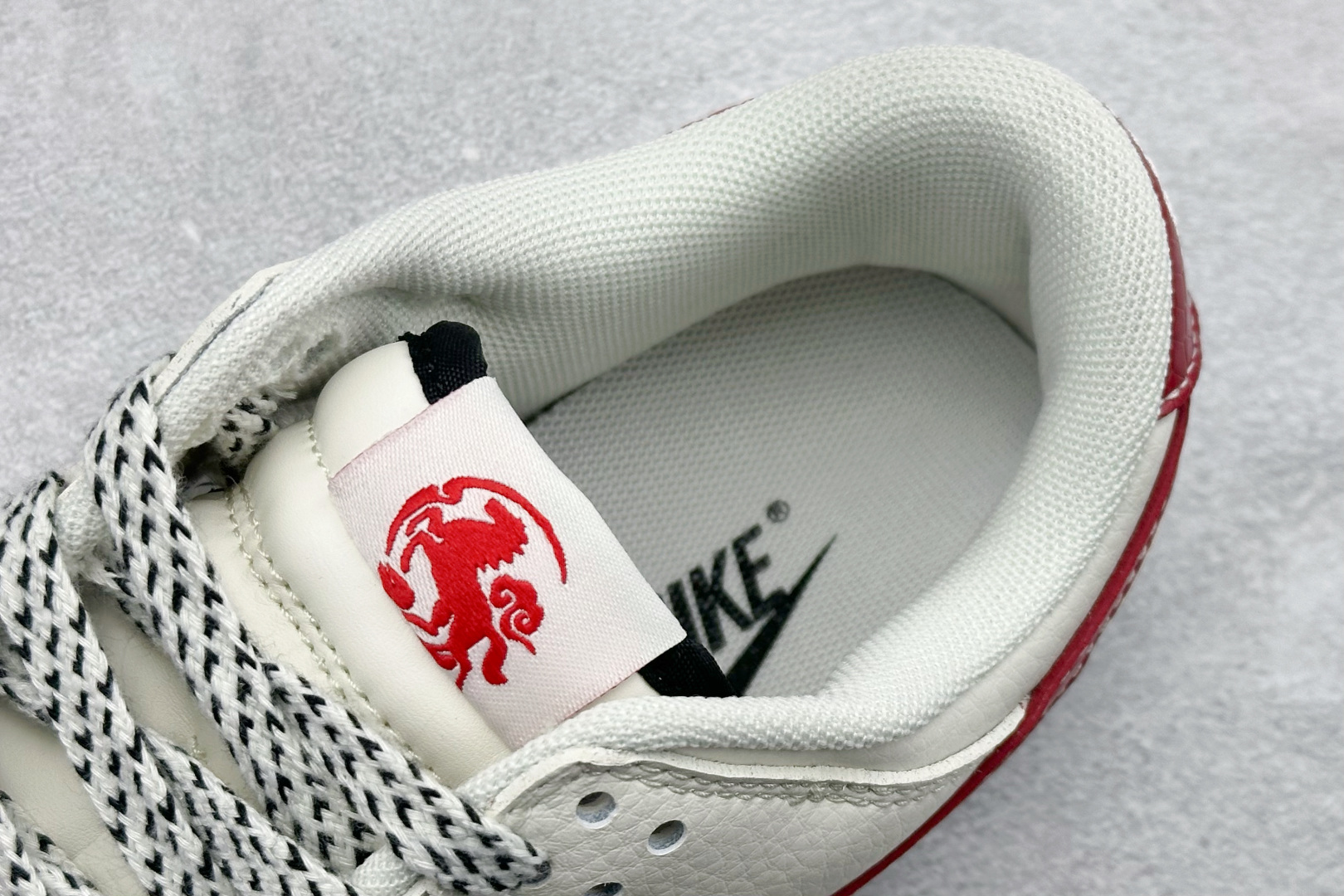 Nike SB Dunk Low“ 马年限定—龙马精神” 周年高端定制 低帮休闲板鞋 XX8930-030