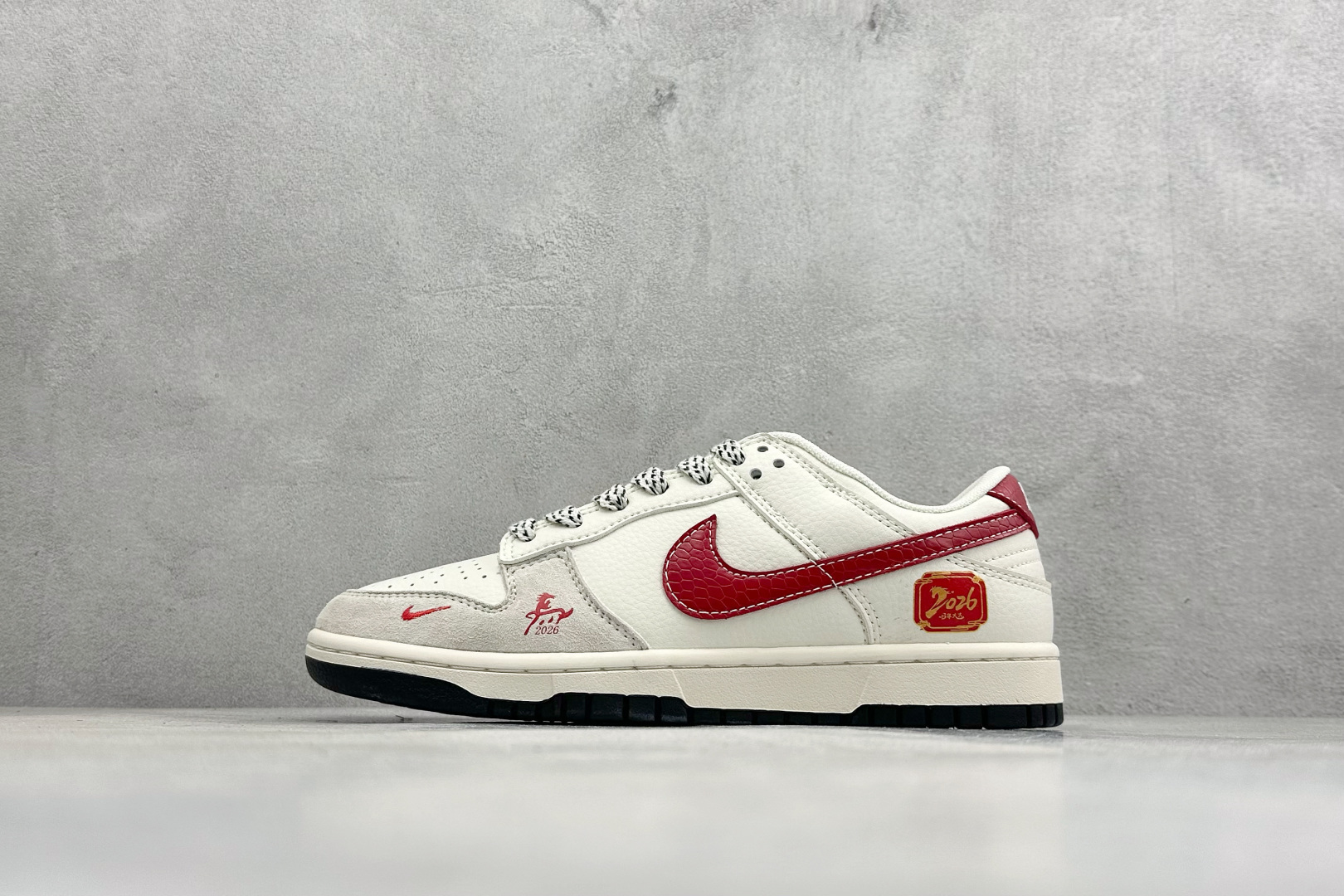 Nike SB Dunk Low“ 马年限定—龙马精神” 周年高端定制 低帮休闲板鞋 XX8930-030