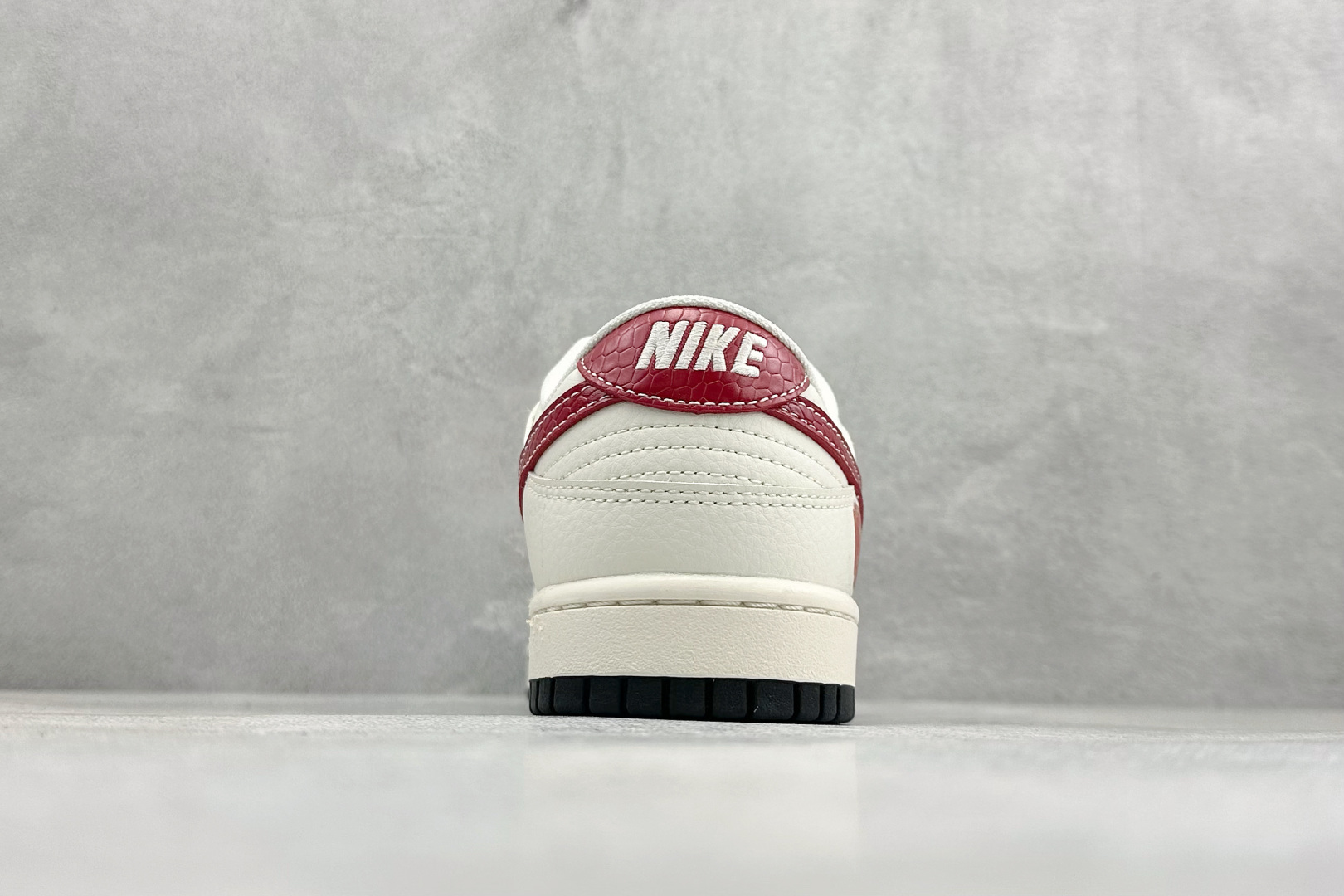 Nike SB Dunk Low“ 马年限定—龙马精神” 周年高端定制 低帮休闲板鞋 XX8930-030