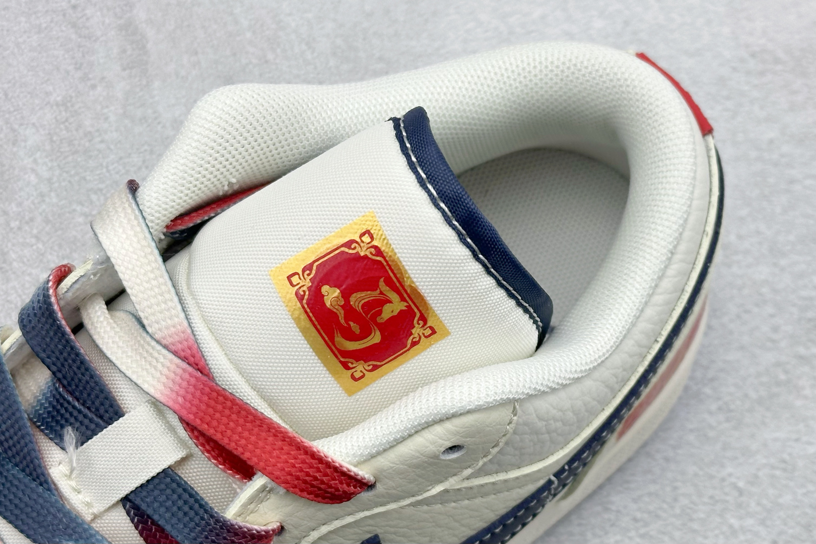Air Jordan 1 Low AJ1 乔1 马年限定 米黑双拼底 高端定制 低帮复古篮球鞋 FC7688-198 Air Jordan 1 Low AJ1 乔1 马年限定 米黑双拼底 高端定制 低帮复古篮球鞋 FC7688-198