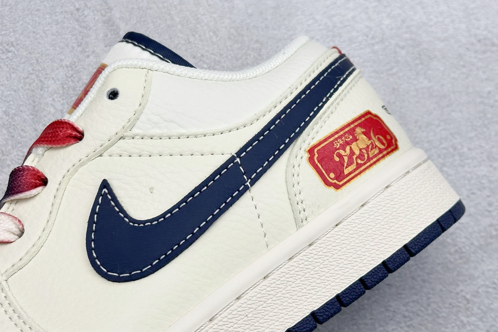 Air Jordan 1 Low AJ1 乔1 马年限定 米黑双拼底 高端定制 低帮复古篮球鞋 FC7688-198 Air Jordan 1 Low AJ1 乔1 马年限定 米黑双拼底 高端定制 低帮复古篮球鞋 FC7688-198