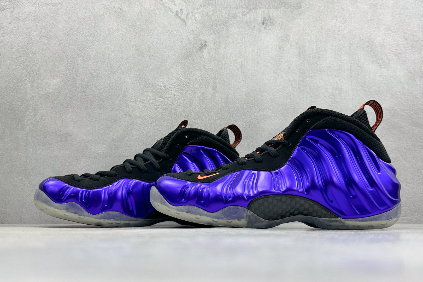 Nike Air Foamposite ONE 喷泡中帮复古篮球鞋 纯胶透明橡胶大底超强止滑 原楦纸板开