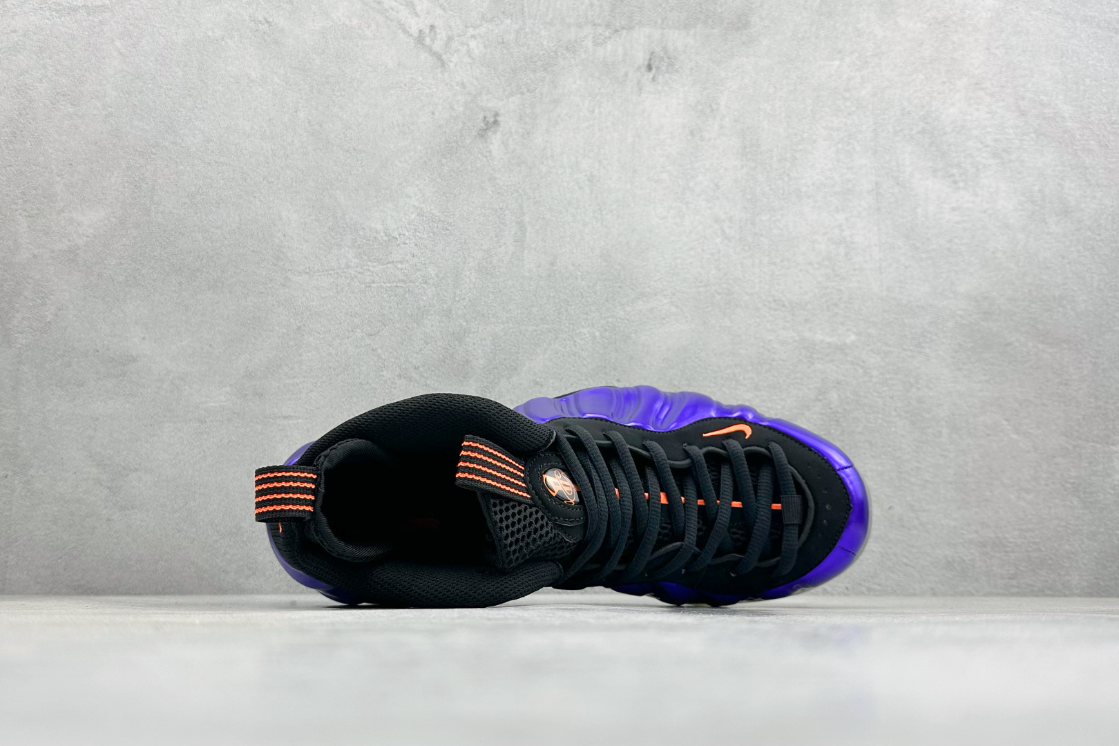 Nike Air Foamposite ONE 喷泡中帮复古篮球鞋 纯胶透明橡胶大底超强止滑 原楦纸板开