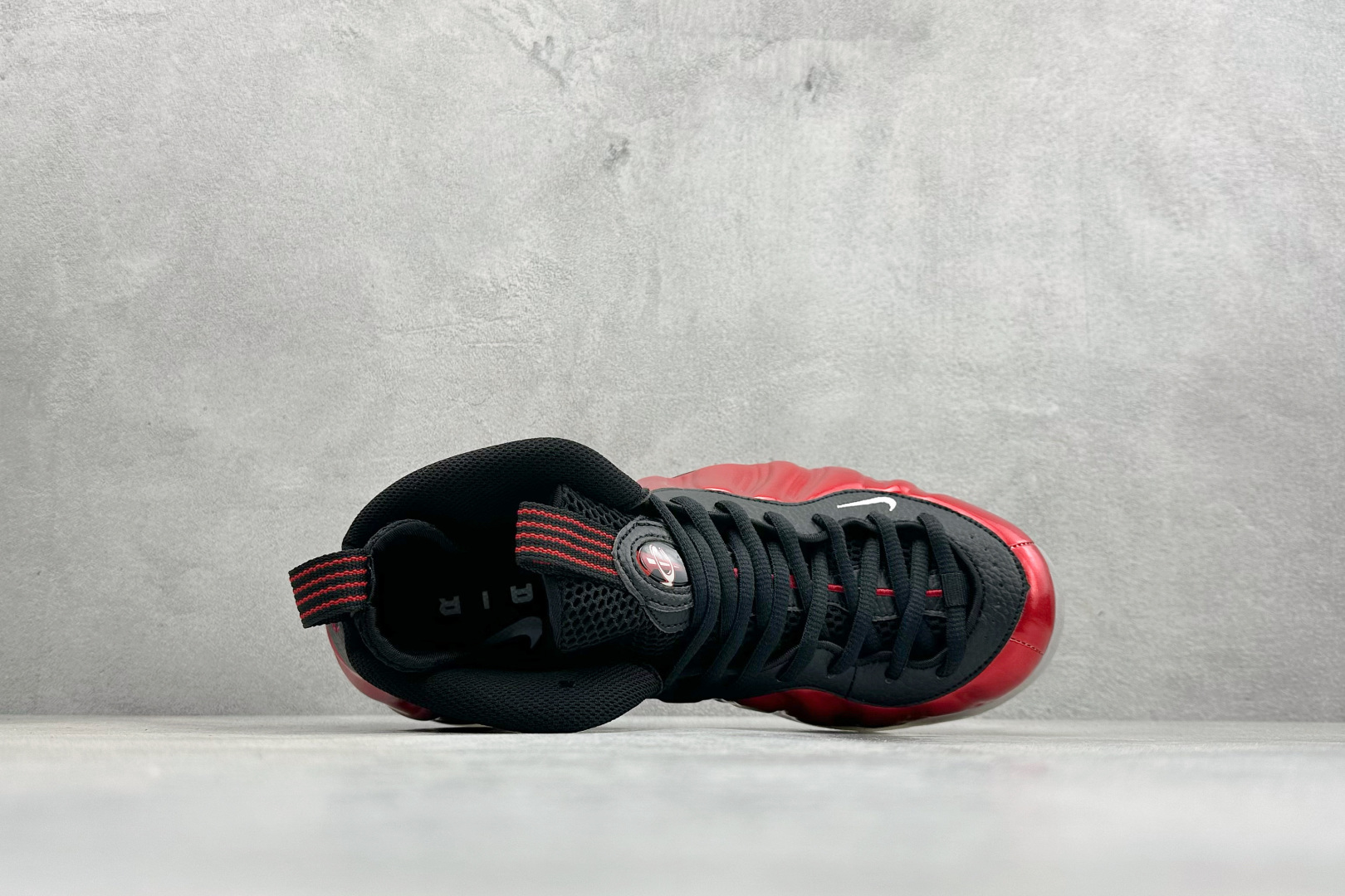 Nike Air Foamposite ONE 喷泡中帮复古篮球鞋 纯胶透明橡胶大底超强止滑 原楦纸板开