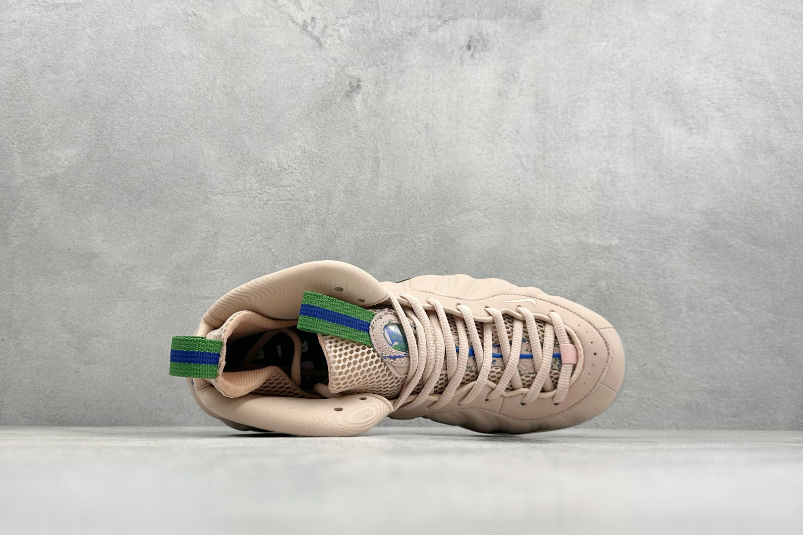 Nike Air Foamposite ONE 喷泡中帮复古篮球鞋 纯胶透明橡胶大底超强止滑 原楦纸板开