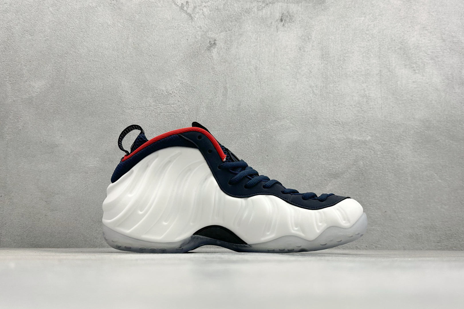Nike Air Foamposite ONE 喷泡中帮复古篮球鞋 纯胶透明橡胶大底超强止滑 原楦纸板开