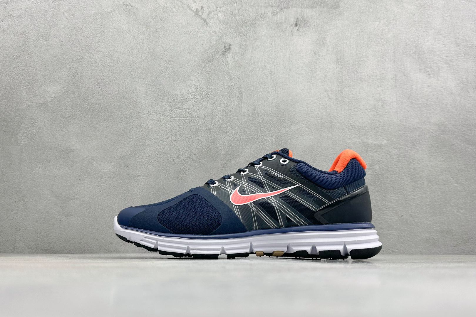 NIKE LUNARGLIDE+2 耐克简约舒适防滑耐磨经典低帮跑鞋 407648-033