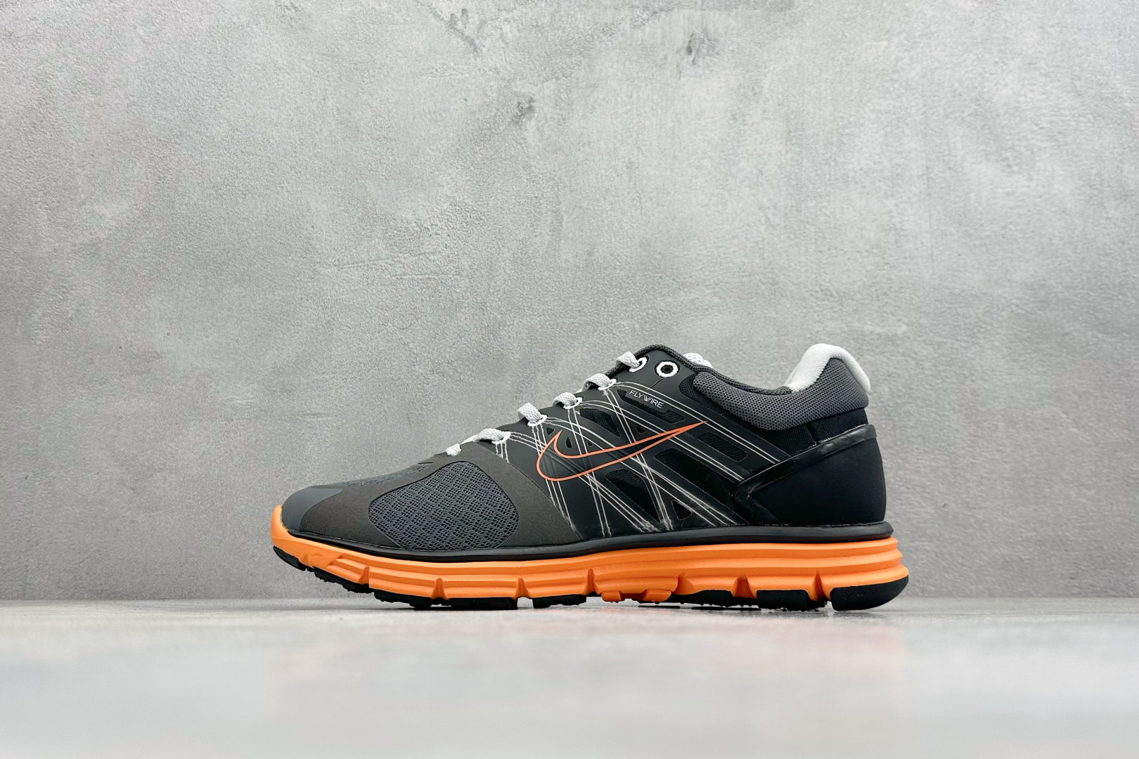 NIKE LUNARGLIDE+2 耐克简约舒适防滑耐磨经典低帮跑鞋 407648-032