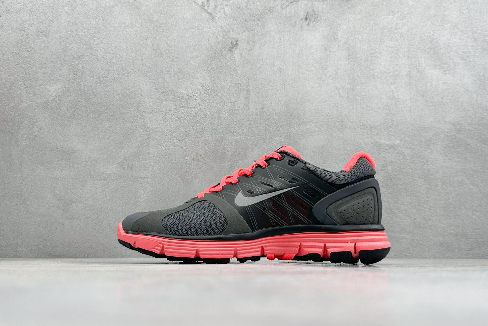 NIKE LUNARGLIDE+2 耐克简约舒适防滑耐磨经典低帮跑鞋 407647-015