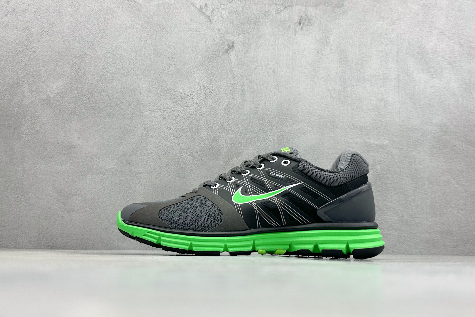 NIKE LUNARGLIDE+2 耐克简约舒适防滑耐磨经典低帮跑鞋 407648-030