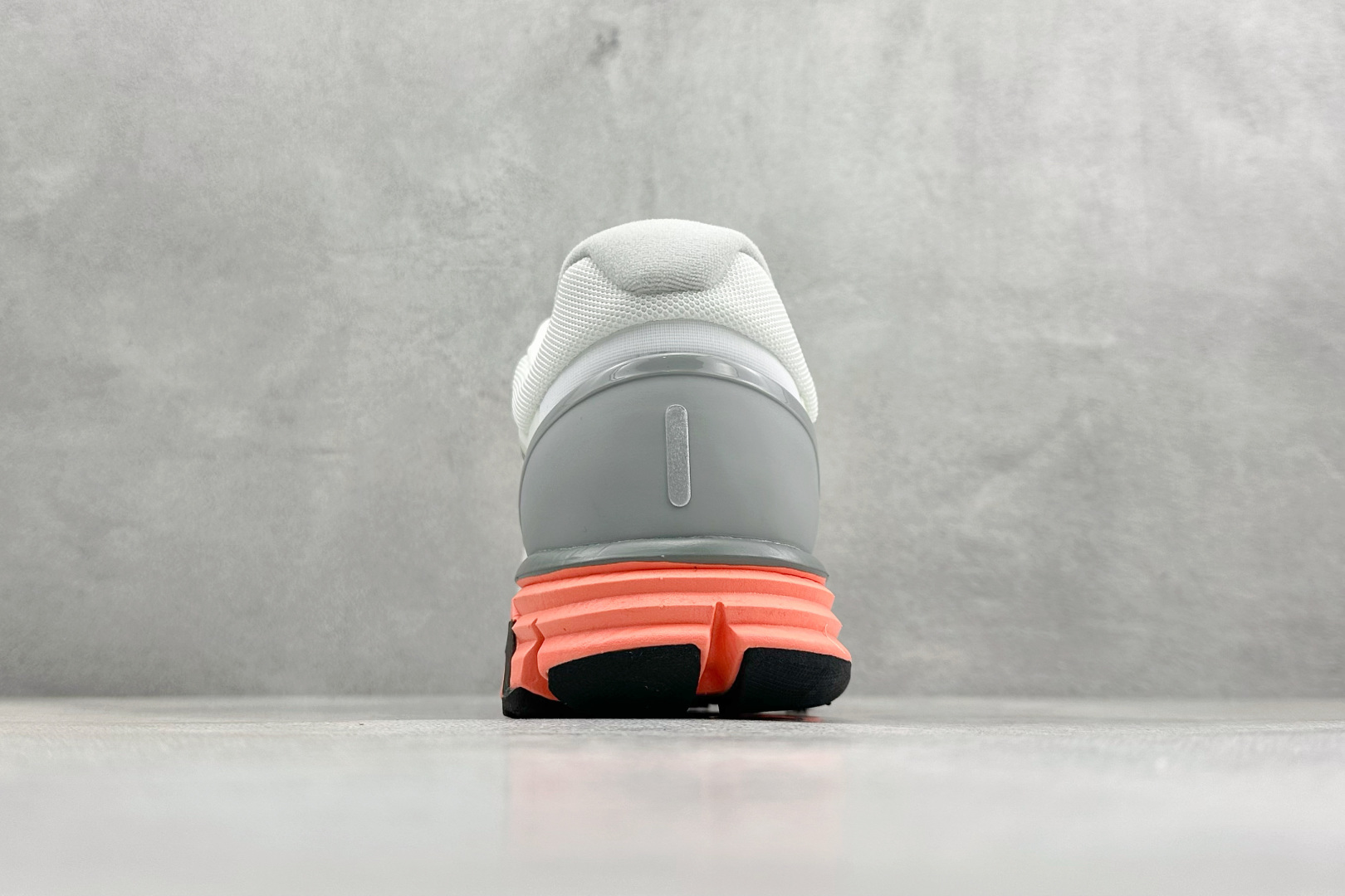 NIKE LUNARGLIDE+2 耐克简约舒适防滑耐磨经典低帮跑鞋 407647-108