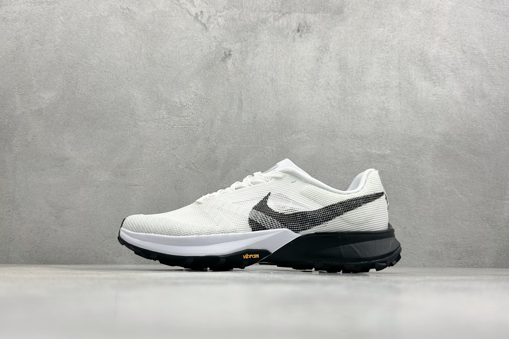 NIKE REACT TERRA KIGER 10马拉松休闲运动慢跑鞋 NF1868-010