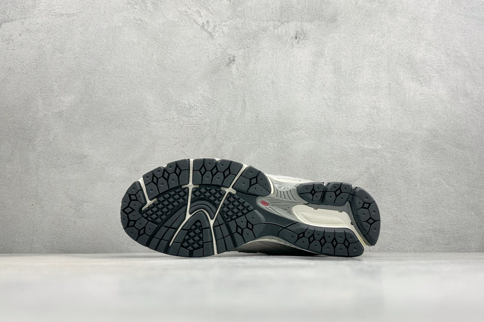 200 GS版New Balance ML2002系列 复古老爹风休闲运动慢跑鞋 M2002RCS-Chinese UA Cheap High Quatity Brand Clothes Bags handbags Sneakers wholesale wholesaler seller from China Factory suppliers Fashion Clothing Shoes best Quality Beautiful Price 200 GS版New Balance ML2002系列 复古老爹风休闲运动慢跑鞋 M2002RCS