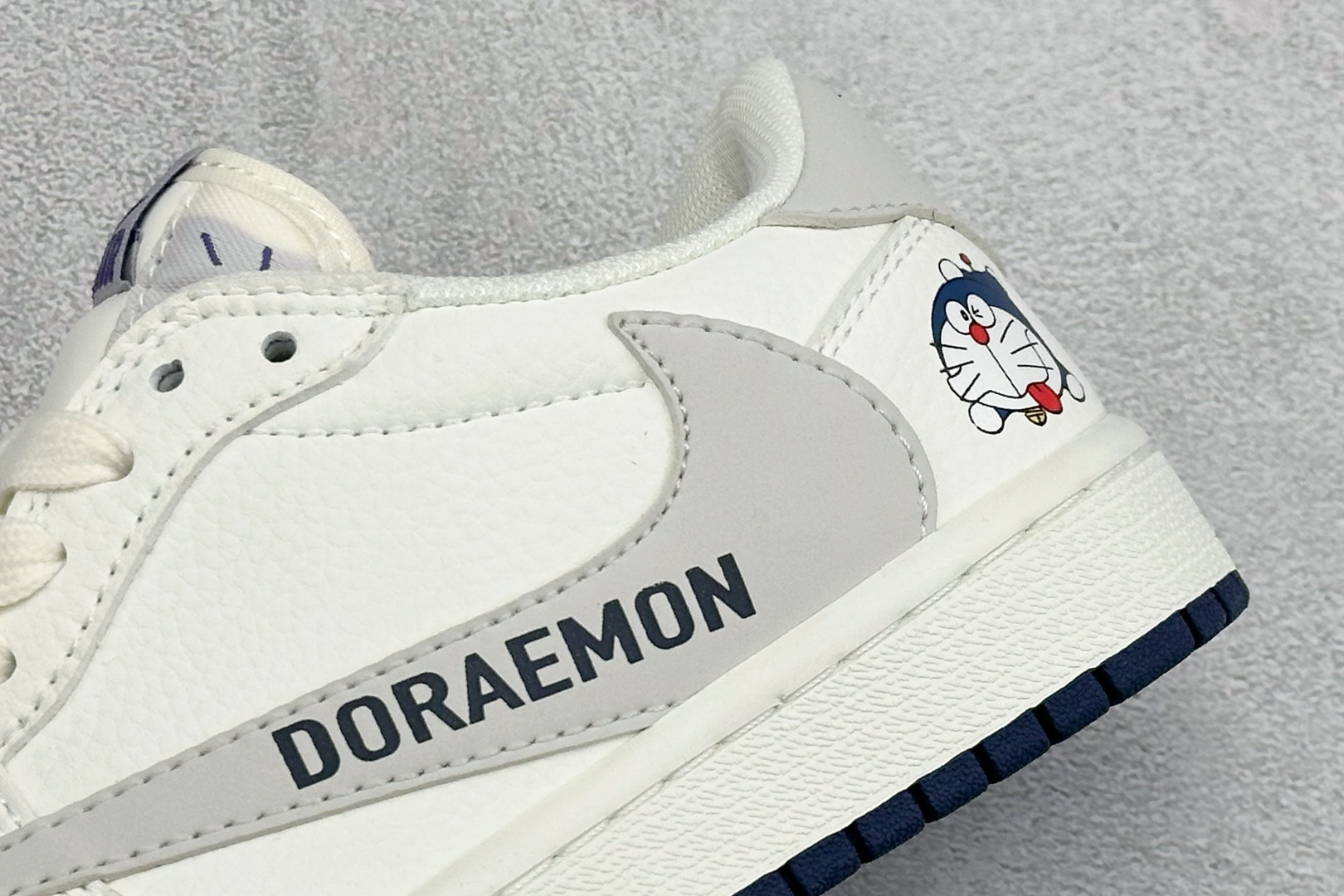 SC版Travis Scott x Fragment Design x Air Jordan 1 Low SP AJ1 乔1联名 哆啦A梦 低帮文化休闲板鞋 DZ2688-004 SC版Travis Scott x Fragment Design x Air Jordan 1 Low SP AJ1 乔1联名 哆啦A梦 低帮文化休闲板鞋 DZ2688-004