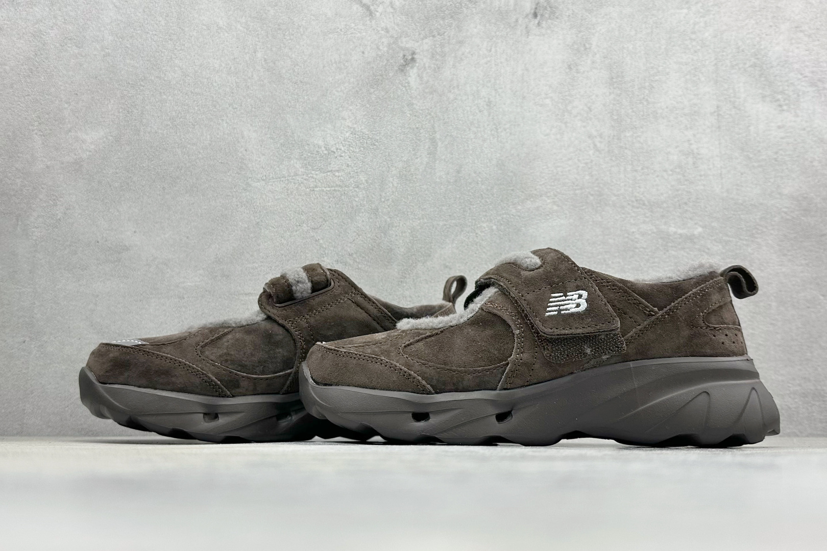 New Balance NB Breeze 舒适百搭 减震耐磨 低帮生活休闲鞋 SD2205GR