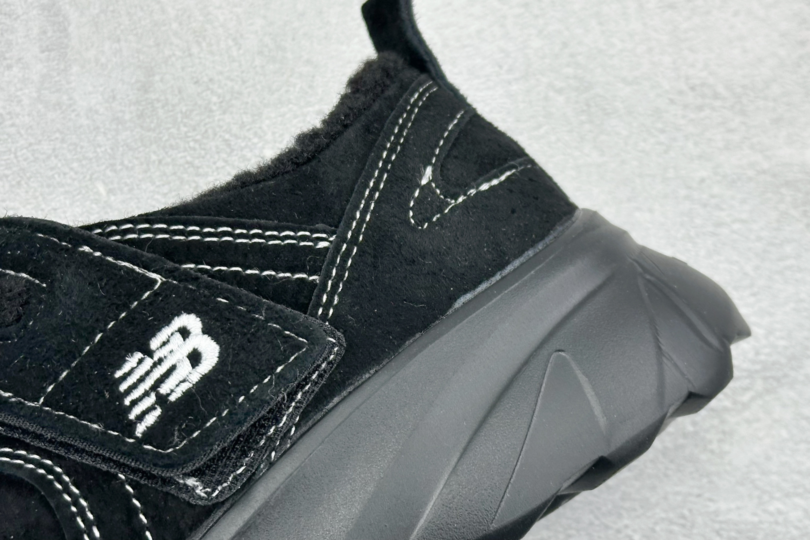 New Balance NB Breeze 舒适百搭 减震耐磨 低帮生活休闲鞋 SD2205BK