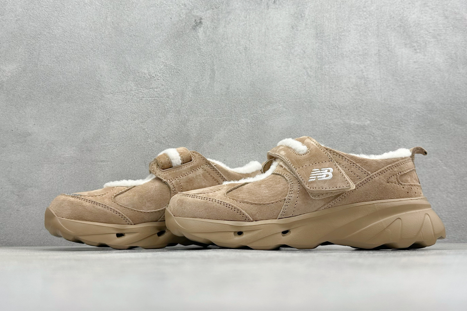 New Balance NB Breeze 舒适百搭 减震耐磨 低帮生活休闲鞋 SD2205BE New Balance NB Breeze 舒适百搭 减震耐磨 低帮生活休闲鞋 SD2205BE