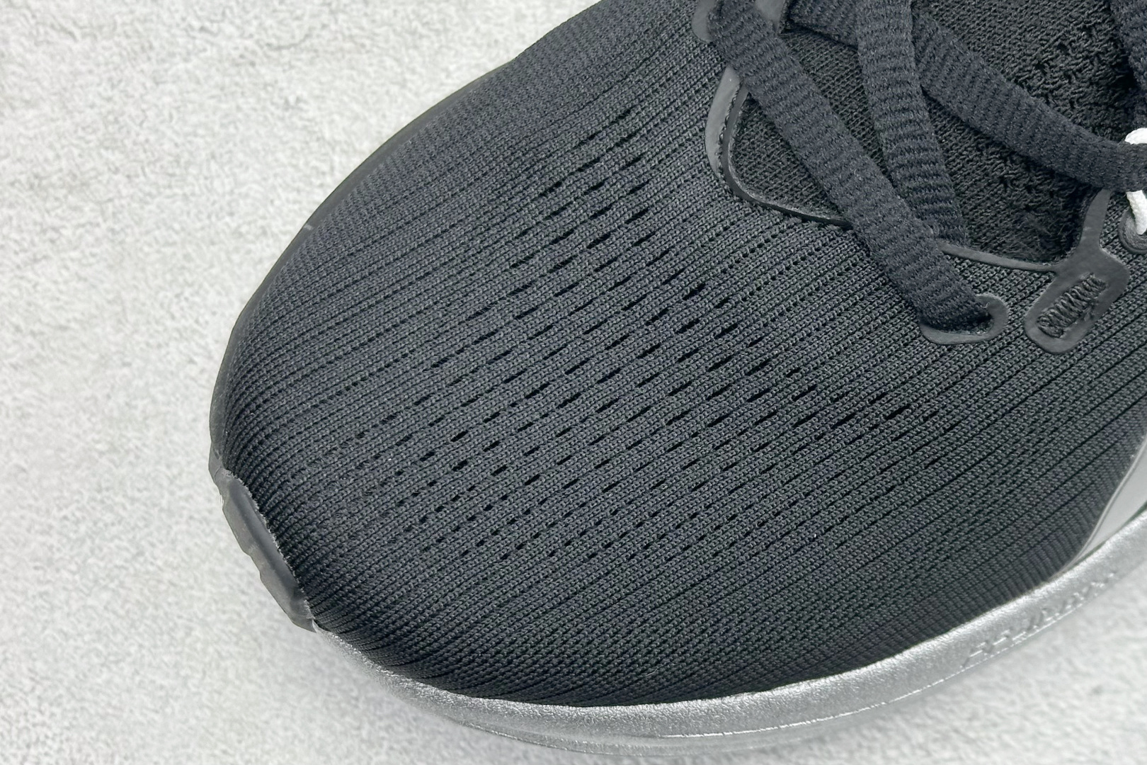 200 Asics Gel-Nimbus 28 亚瑟士复古透气休闲鞋缓震男子耐磨跑步鞋 1011C145-001-Chinese UA Cheap High Quatity Brand Clothes Bags handbags Sneakers wholesale wholesaler seller from China Factory suppliers Fashion Clothing Shoes best Quality Beautiful Price 200 Asics Gel-Nimbus 28 亚瑟士复古透气休闲鞋缓震男子耐磨跑步鞋 1011C145-001