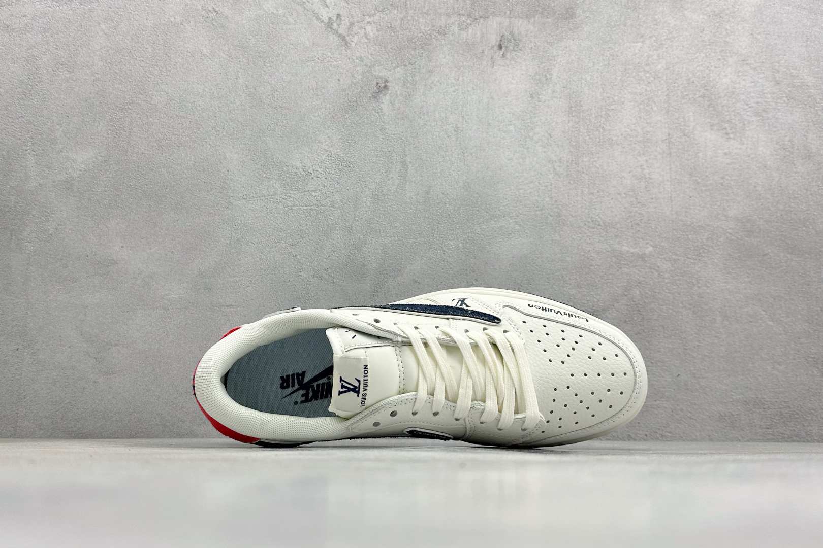 Nike Jordan Air Jordan倒勾 “ LV联名——蓝红牛仔勾” 高端定制 低帮 复古 减震 防滑 耐磨 篮球鞋 JW1188-168