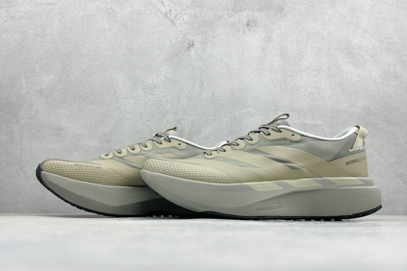 TY版AD ADIZERO EVO SL ATR 阿迪超轻透气缓震跑鞋 KK2688
