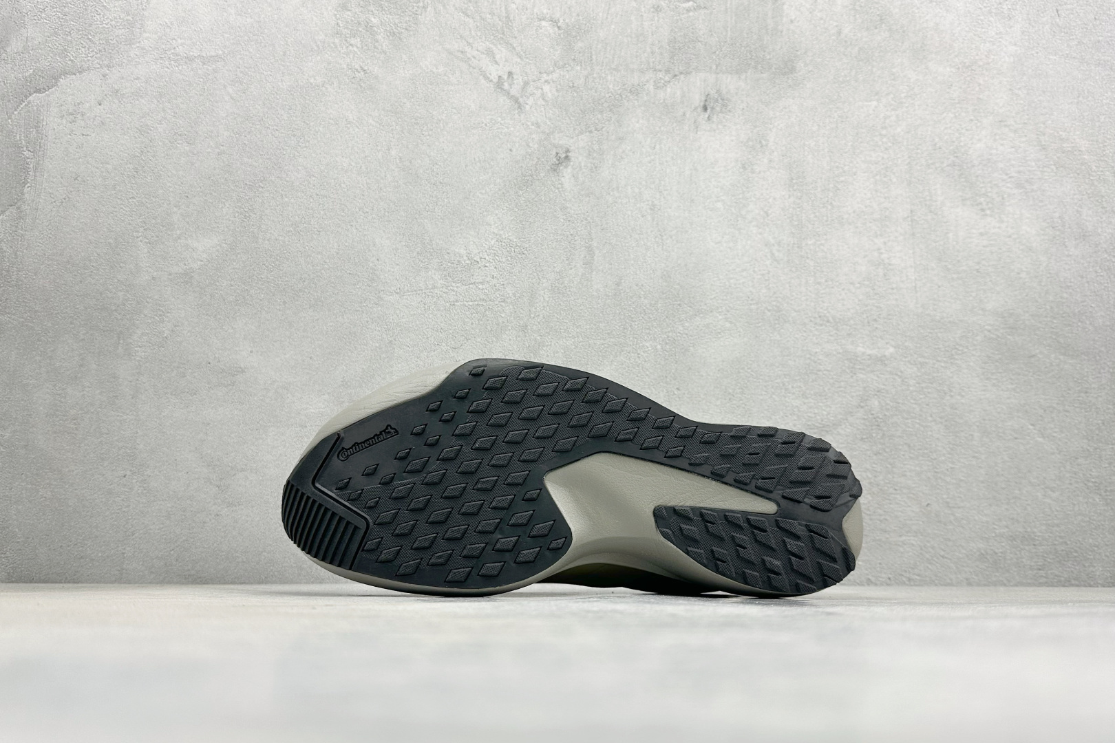 TY版AD ADIZERO EVO SL ATR 阿迪超轻透气缓震跑鞋 KK2688