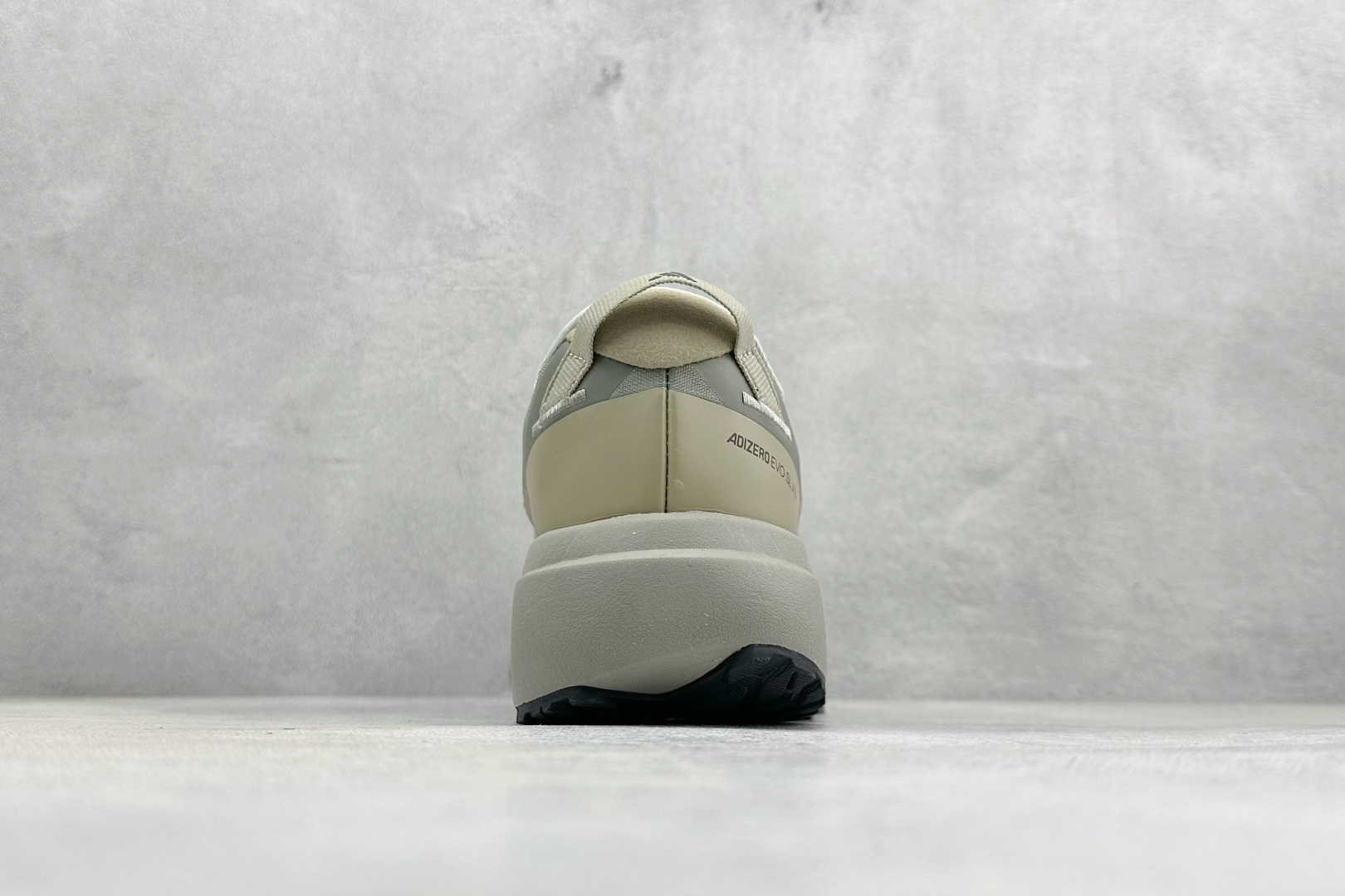 TY版AD ADIZERO EVO SL ATR 阿迪超轻透气缓震跑鞋 KK2688