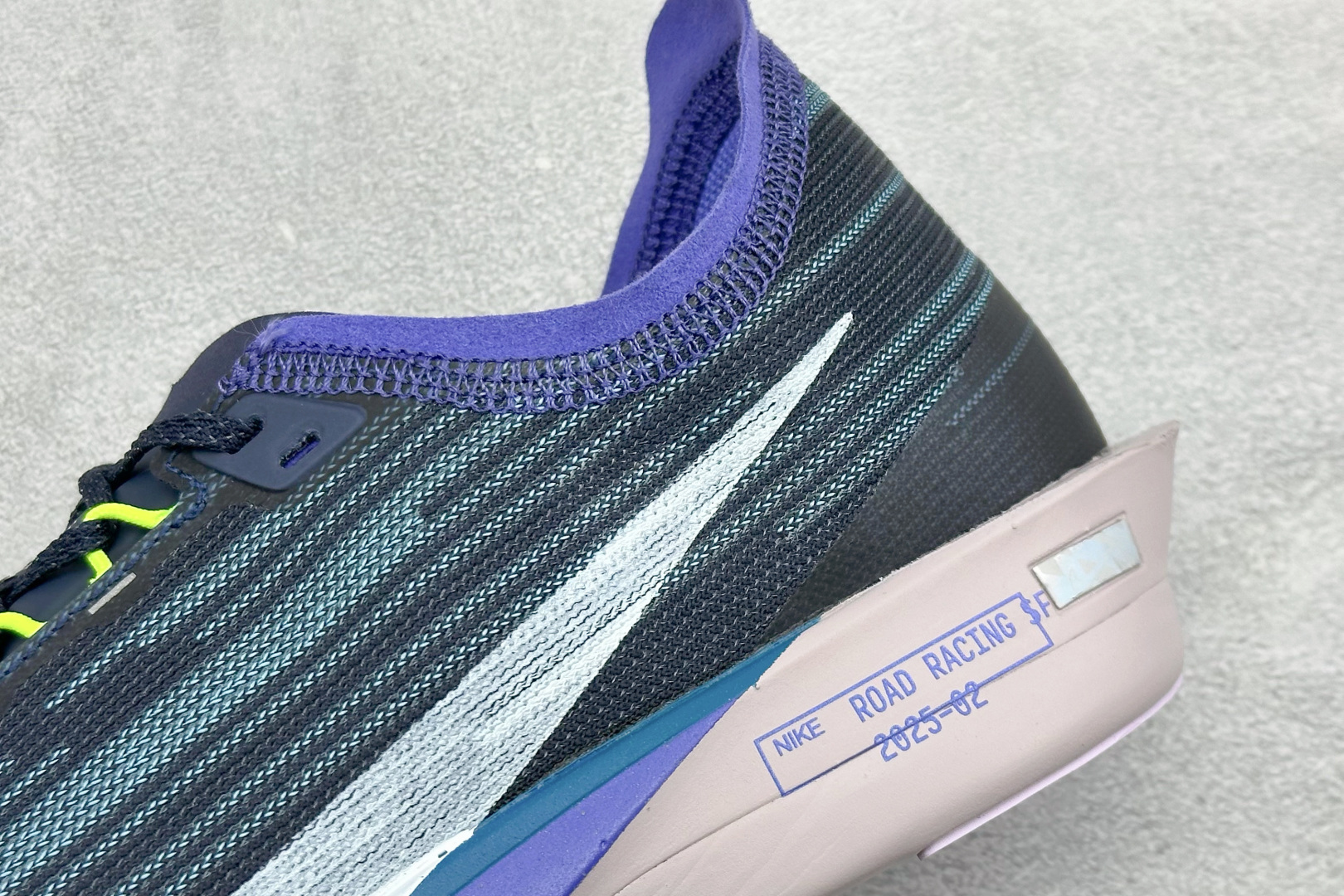 F版Nike Zoomx Streakfly 2 低帮跑步鞋 超薄针织鞋面 柔软缓震 耐克马拉松跑鞋 HF6416-401 F版Nike Zoomx Streakfly 2 低帮跑步鞋 超薄针织鞋面 柔软缓震 耐克马拉松跑鞋 HF6416-401