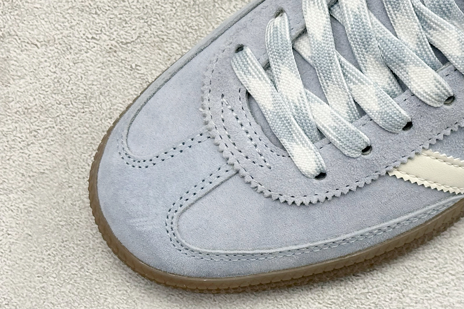 HZ版Adidas Handball Spezial 阿迪达斯经典复古休闲板鞋 KI5933 HZ版Adidas Handball Spezial 阿迪达斯经典复古休闲板鞋 KI5933
