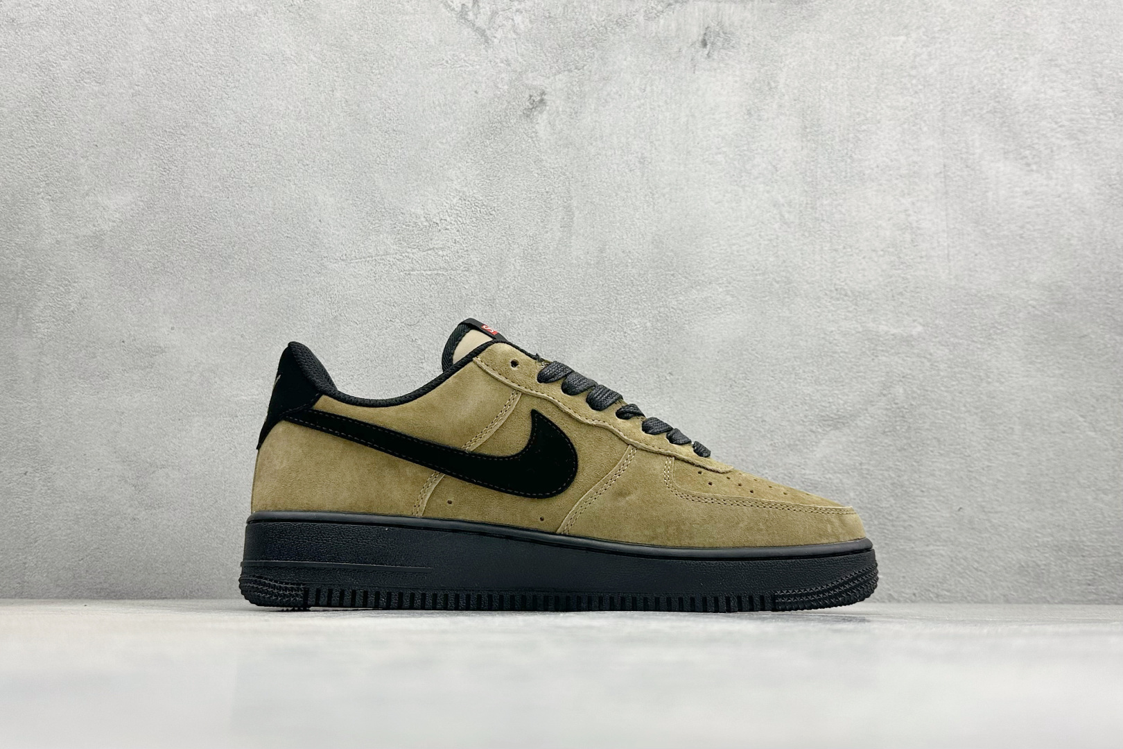SC版NIke Air Force 1 '07 Low “LV联名--卡其墨黑” 空军一号低帮 运动鞋 休闲鞋 DV5477-201 SC版NIke Air Force 1 '07 Low “LV联名--卡其墨黑” 空军一号低帮 运动鞋 休闲鞋 DV5477-201