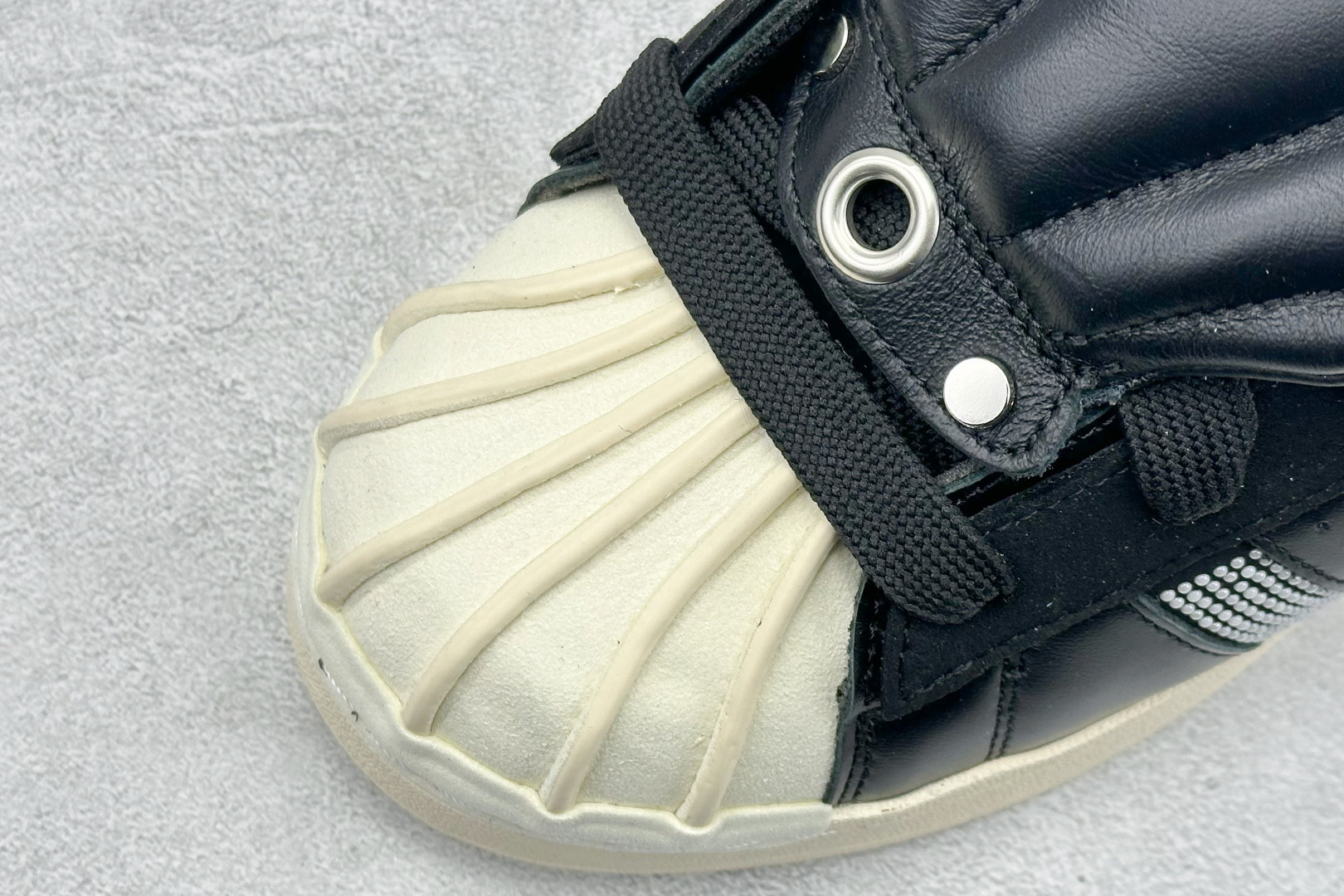 Gali x Adidas Originals Superstar Puffy Shell 联名款 贝壳头厚底休闲板鞋 KJ6976 Gali x Adidas Originals Superstar Puffy Shell 联名款 贝壳头厚底休闲板鞋 KJ6976