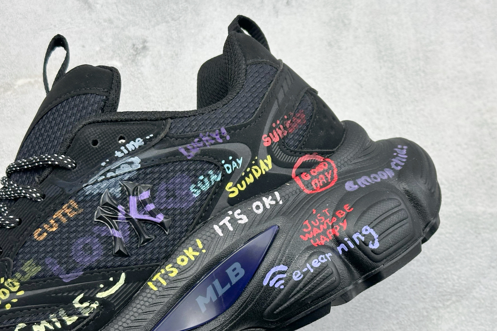 MLB NY 印花网红老爹跑鞋 手工定定制涂鸦恶作剧内增高6cm 原厂原档案数据开发 进口纳米材质 原厂