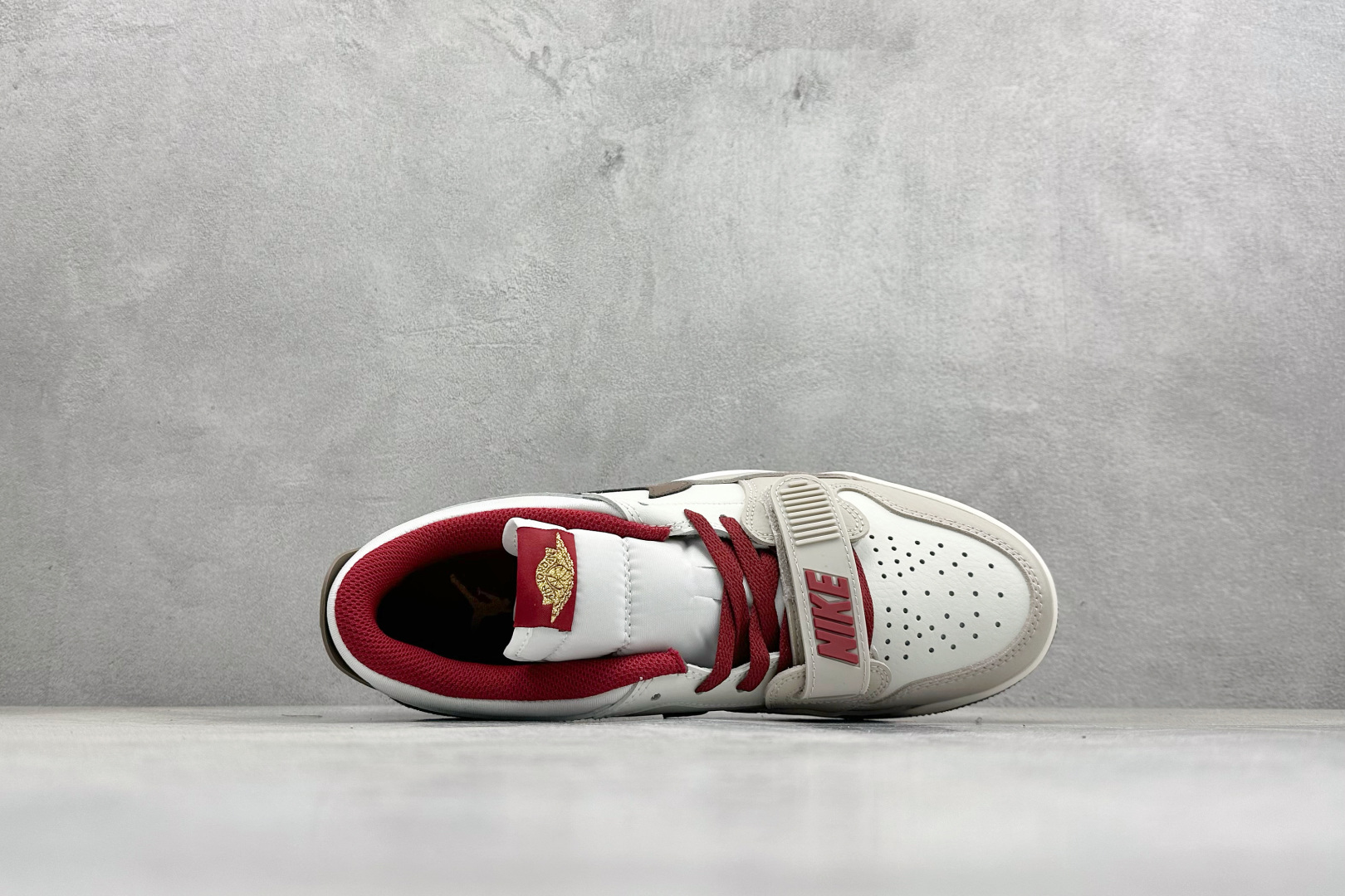 最强312 Air Jordan Legacy 312 Low 有着交错结合的设计 IQ9783-121 最强312 Air Jordan Legacy 312 Low 有着交错结合的设计 IQ9783-121