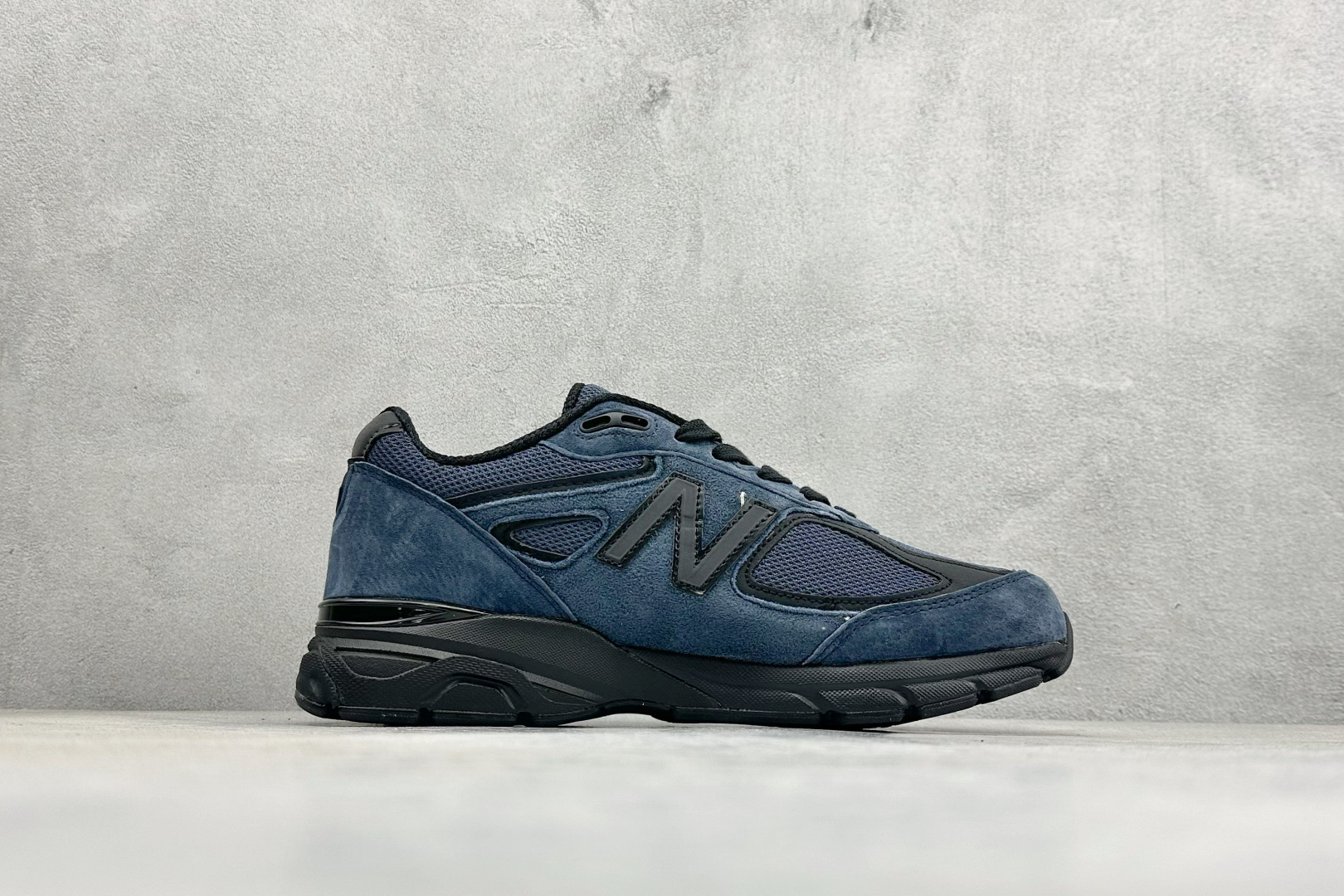 DS版New Balance 新百伦 990V3系列联名款复古休闲跑步鞋 M990JJ4 DS版New Balance 新百伦 990V3系列联名款复古休闲跑步鞋 M990JJ4