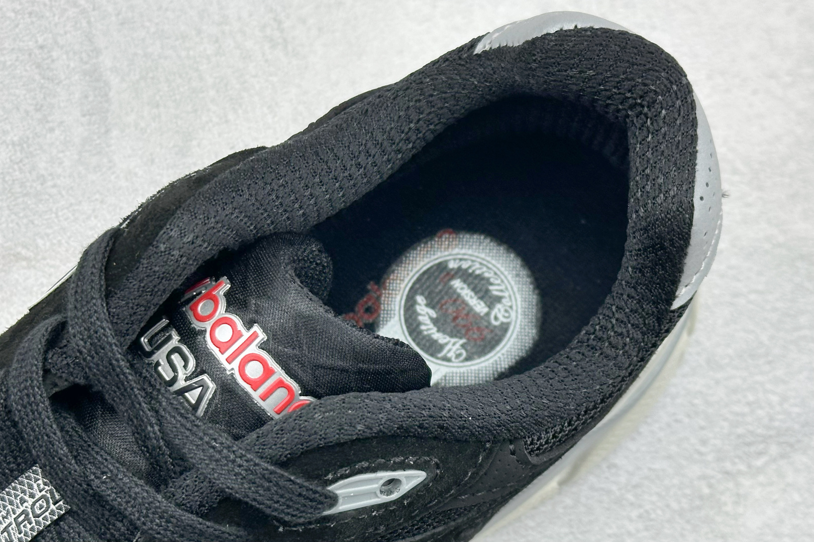 DS版New Balance 新百伦 990V3系列联名款复古休闲跑步鞋 M990GBS3 DS版New Balance 新百伦 990V3系列联名款复古休闲跑步鞋 M990GBS3