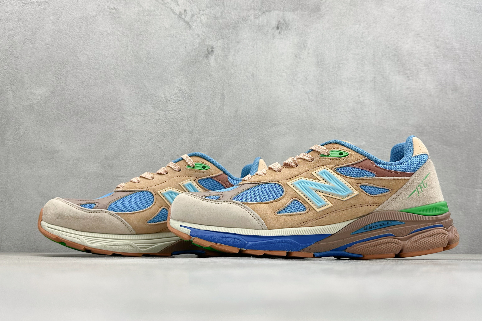 DS版New Balance 新百伦 990V3系列联名款复古休闲跑步鞋 M990JG3 DS版New Balance 新百伦 990V3系列联名款复古休闲跑步鞋 M990JG3
