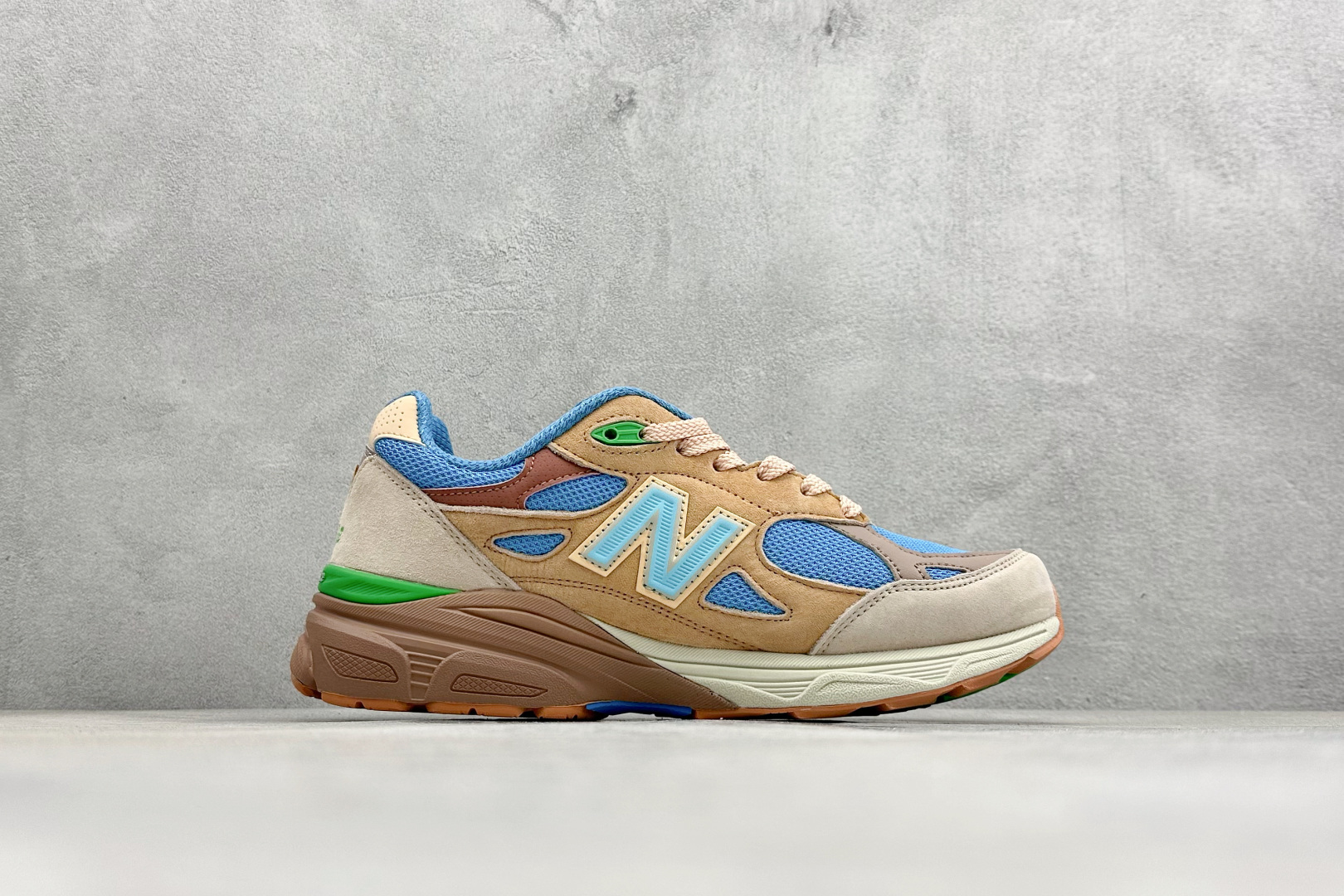 DS版New Balance 新百伦 990V3系列联名款复古休闲跑步鞋 M990JG3 DS版New Balance 新百伦 990V3系列联名款复古休闲跑步鞋 M990JG3