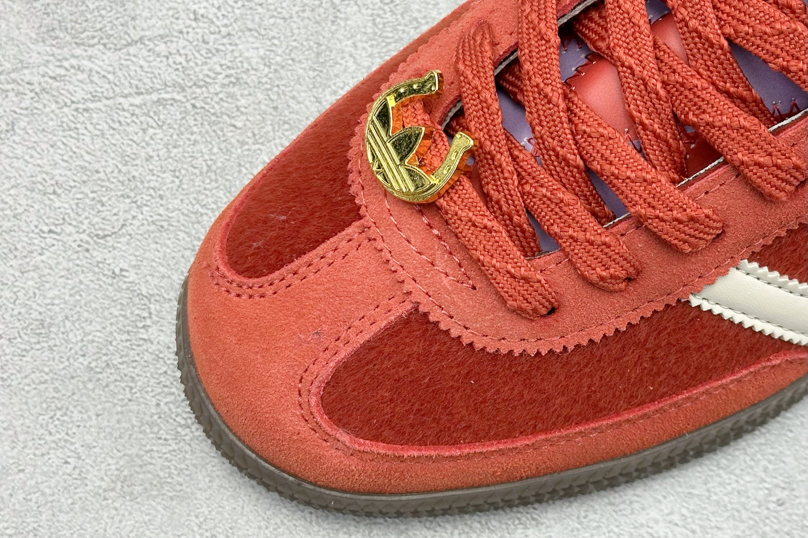 Adidas Handball Spezial 马年限定 阿迪达斯经典复古休闲板鞋 KJ6299 Adidas Handball Spezial 马年限定 阿迪达斯经典复古休闲板鞋 KJ6299