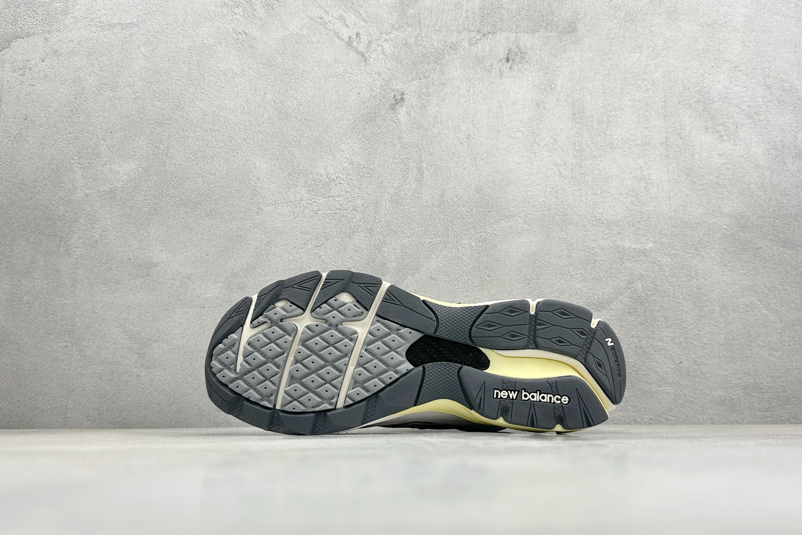 DS版New Balance 新百伦 990V3系列联名款复古休闲跑步鞋 M990AL3