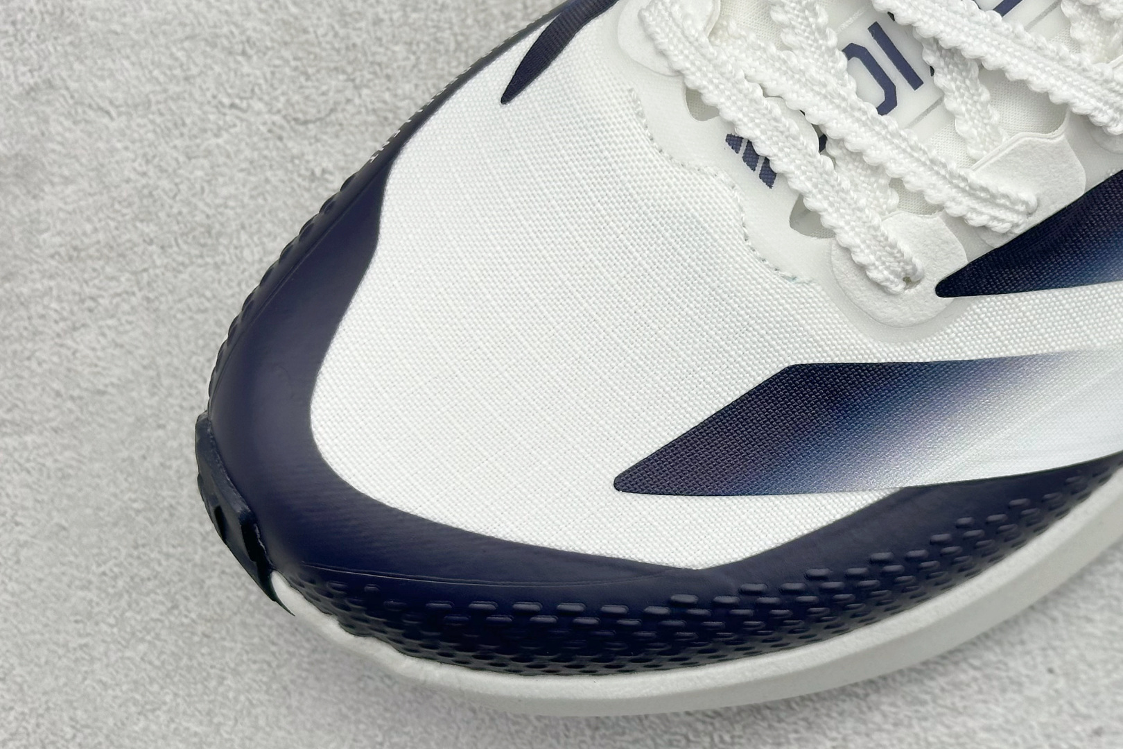 TY版AD ADIZERO EVO SL ATR 阿迪超轻透气缓震跑鞋 KK0316