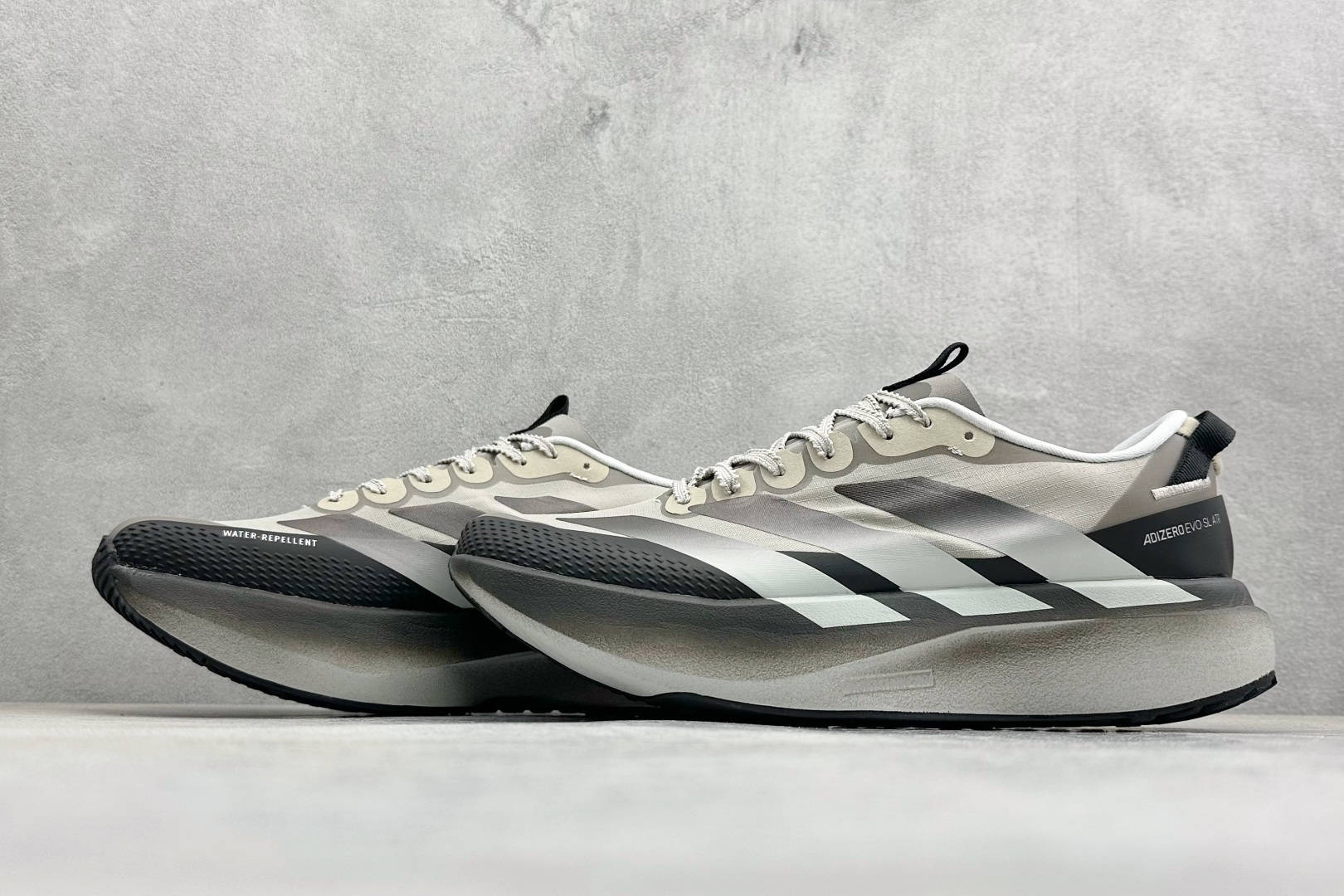 TY版AD ADIZERO EVO SL ATR 阿迪超轻透气缓震跑鞋 KK0309-Top High Quatity Cheap Sneakers Fashion Clothing Clothes Bags handbags Shoes of all Brand wholesale With The best Quality And Beautiful Price from China Factory Chinese suppliers wholesaler seller TY版AD ADIZERO EVO SL ATR 阿迪超轻透气缓震跑鞋 KK0309