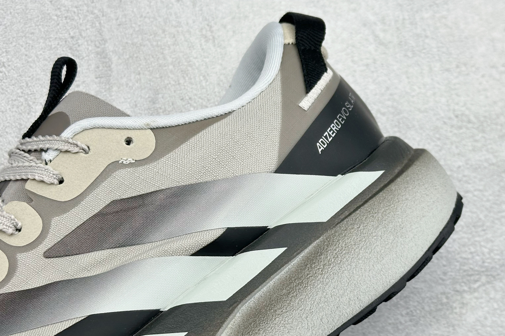 TY版AD ADIZERO EVO SL ATR 阿迪超轻透气缓震跑鞋 KK0309-Top High Quatity Cheap Sneakers Fashion Clothing Clothes Bags handbags Shoes of all Brand wholesale With The best Quality And Beautiful Price from China Factory Chinese suppliers wholesaler seller TY版AD ADIZERO EVO SL ATR 阿迪超轻透气缓震跑鞋 KK0309