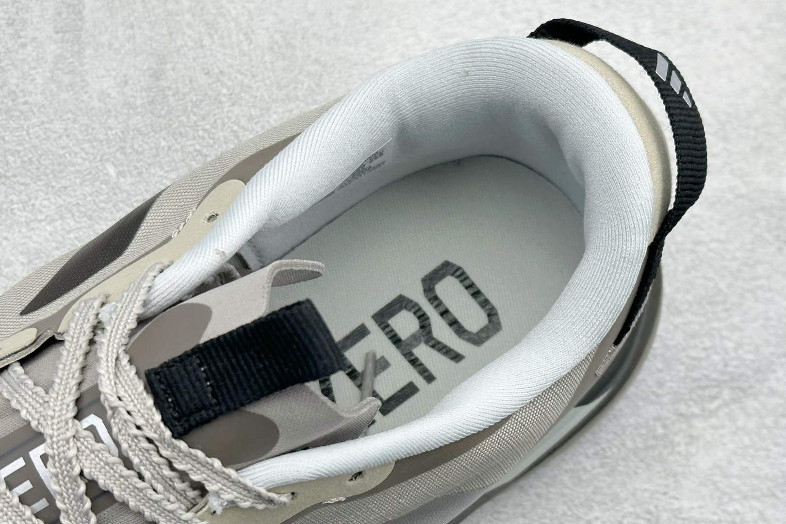 TY版AD ADIZERO EVO SL ATR 阿迪超轻透气缓震跑鞋 KK0309-Top High Quatity Cheap Sneakers Fashion Clothing Clothes Bags handbags Shoes of all Brand wholesale With The best Quality And Beautiful Price from China Factory Chinese suppliers wholesaler seller TY版AD ADIZERO EVO SL ATR 阿迪超轻透气缓震跑鞋 KK0309