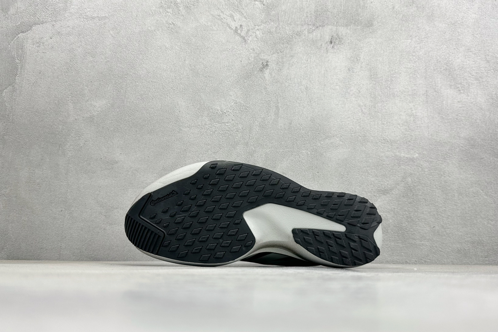 TY版AD ADIZERO EVO SL ATR 阿迪超轻透气缓震跑鞋 KK0309-Top High Quatity Cheap Sneakers Fashion Clothing Clothes Bags handbags Shoes of all Brand wholesale With The best Quality And Beautiful Price from China Factory Chinese suppliers wholesaler seller TY版AD ADIZERO EVO SL ATR 阿迪超轻透气缓震跑鞋 KK0309